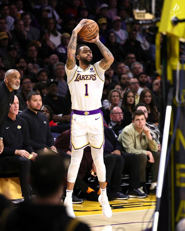 1704702349389000498.jpg GDSyq_Da0AARm-7.jpg