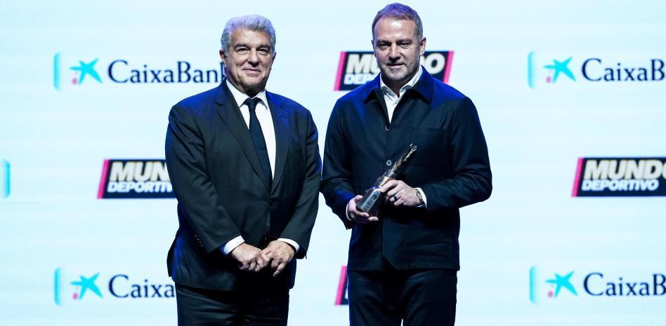 蓝鲸体育直播-弗里克：赢得欧冠是我们的远大目标；巴萨买人看能力更看人品